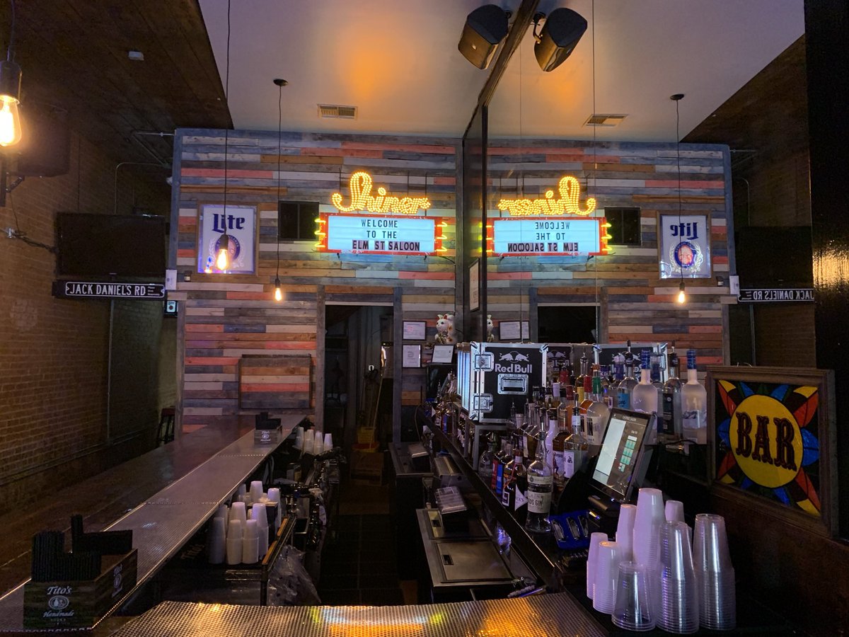 ThirdStringMKTG's tweet photo. Excited to be adding another wonderful client to our family!

Elm St. Saloon is officially open for business Wednesday - Sunday!

Come enjoy some stiff drinks and country tunes!

Located at 2708 Elm Street in Deep Ellum, next to Fuzzy’s and across from Trees! https://t.co/HtgTVDWZcS