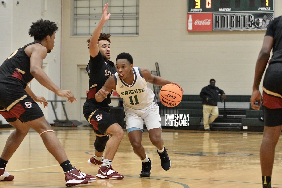 SCCPSS_HPEA's tweet photo. โผ๏ธโผ๏ธโผ๏ธKnights advance to to the Final Fourโผ๏ธโผ๏ธโผ๏ธ #WindsorForest #FinalFour #SavannahBasketball Photo Credit ๐ธ: @DwaShawnTP https://t.co/wHyATIdFl0