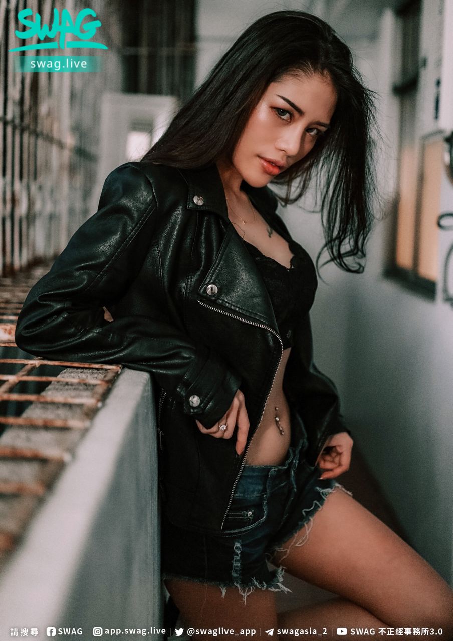 SWAG 官方帳號on X: ·皮衣搭蕾絲內衣，有種酷酷的性感，實在讓人想把她用力寵壞！  ❤️台灣&其他地區看片t.covyH7VL6EOp ❤️大陸看片