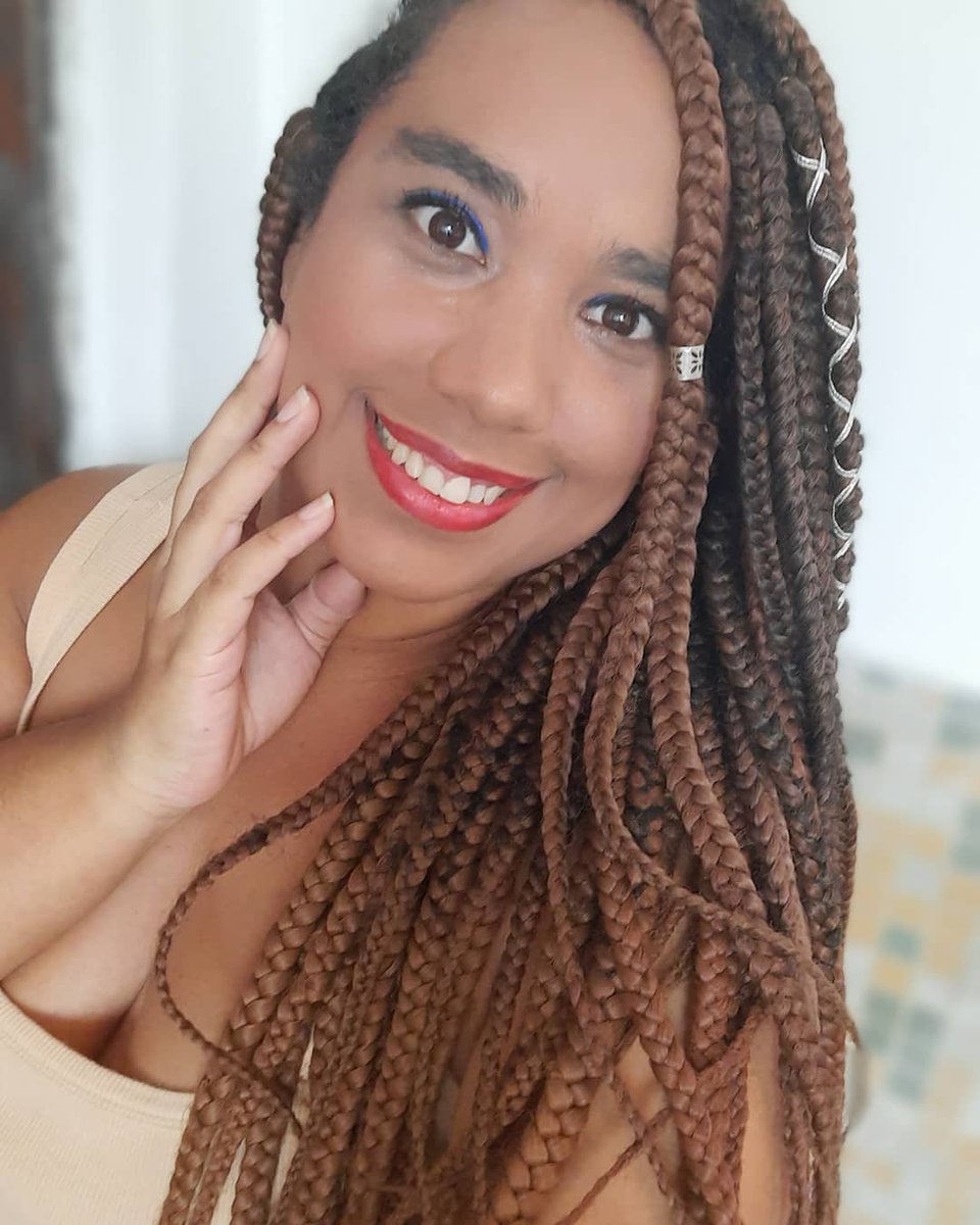 thassia1987's tweet image. Olha ela arriscando...😊😋💄💋

#pretinhadopoder #makeup #makepelenegra #belezanegra #QuartaDetremuraSDV #QuartaLigadaJustiçaSDV