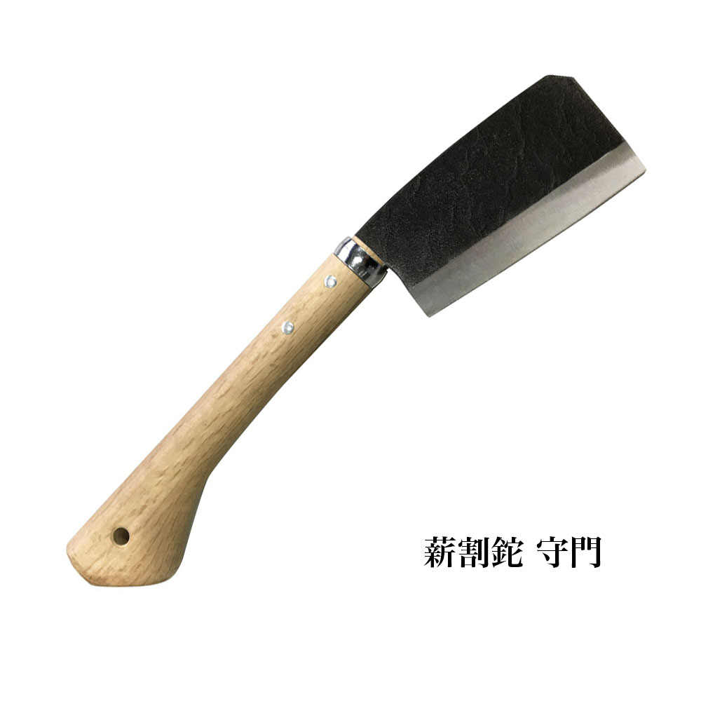 Msr日本総代理店モチヅキ 新商品紹介 焚火鉈シリーズ 新ブランドteppaから地元三条市の老舗鍛冶屋 木工屋とともに鍛造鋼付の高品質な鉈を4本開発しました 斧のように使える 薪割鉈 守門 刃渡りの長い万能型 焚火鉈 粟 初心者におすすめな箸付鉈