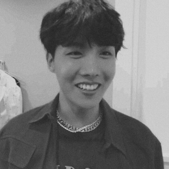 hobiiibutter tweet picture