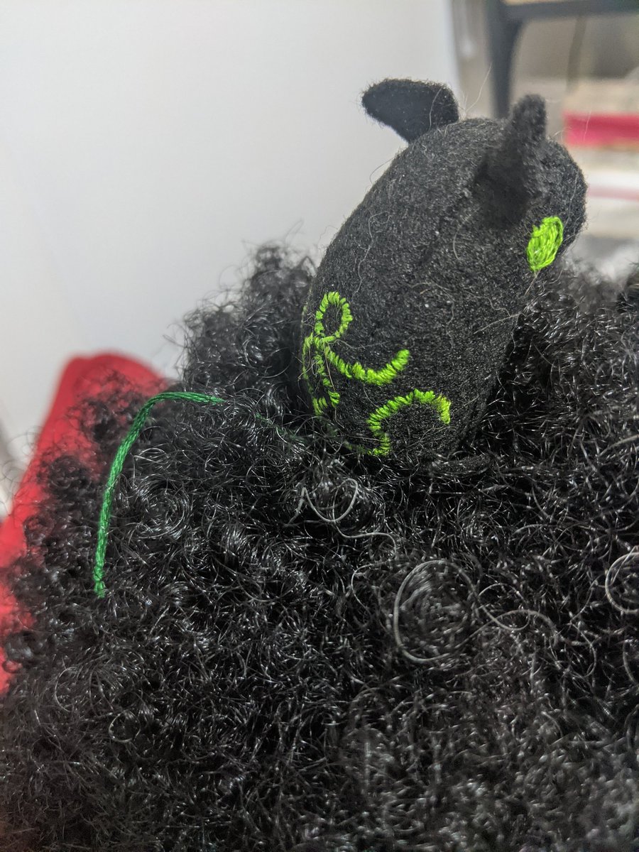 BrenPladsen's tweet photo. I finished DR's tide mouse! Just hope I don't lose my soul. #calgaryexporeads @calgarylibrary @Calgaryexpo https://t.co/ZGrdtMgdvR