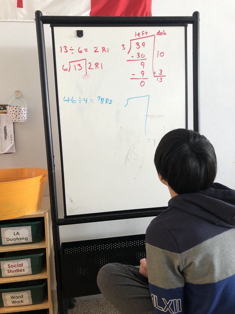 StuMacNeil's tweet photo. Division in multiple ways and in their own way! @yk1_schools @mhs_school #differientiation https://t.co/P0ciyZAkwv