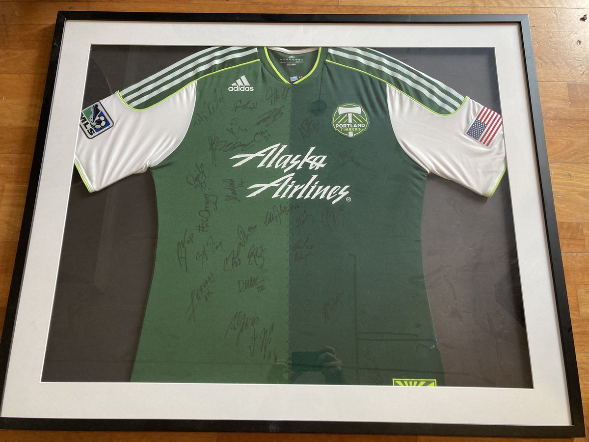 kpduck's tweet image. The raffle to help the Jolly family has gotten bigger! Thanks to @Rayterrill there are now two new items, so we’ll draw 4 winners now. Please join in, &amp;amp; please spread the word! gofund.me/aaffe838