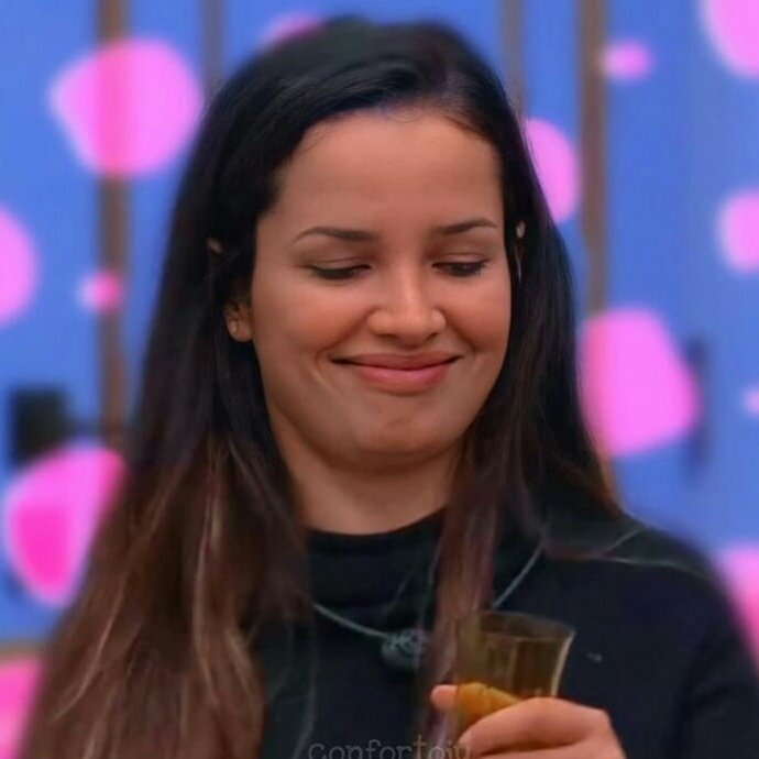 choqueijuliette's tweet photo. Linda😍 #TeamJuliette #juliettecampea #juliettemerecerespeito #JulietteFreire #TeamSarah #TeamGil #FESTABBB21 #BBB2021 #BBb21 #BBB #bbb21aovivo https://t.co/bR3C3xFXbQ