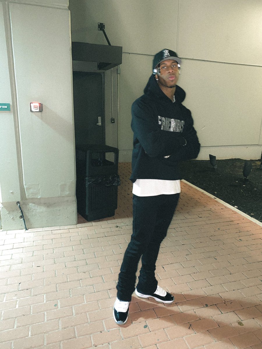 Here’s some drip since ion post on here 🤷🏽‍♂️