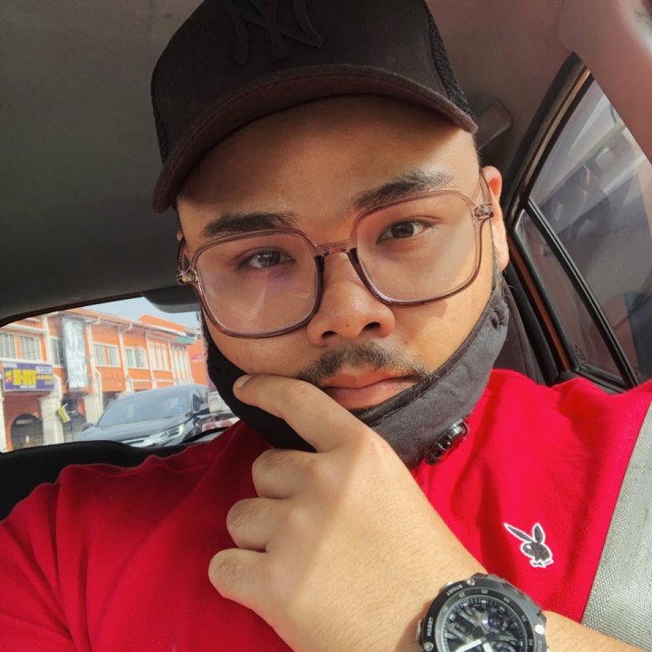 FeeNuruddeen's tweet photo. Come hangout with me on #BIGOLIVE https://t.co/cbOcrDl0DS https://t.co/Wzh4oI51Z2