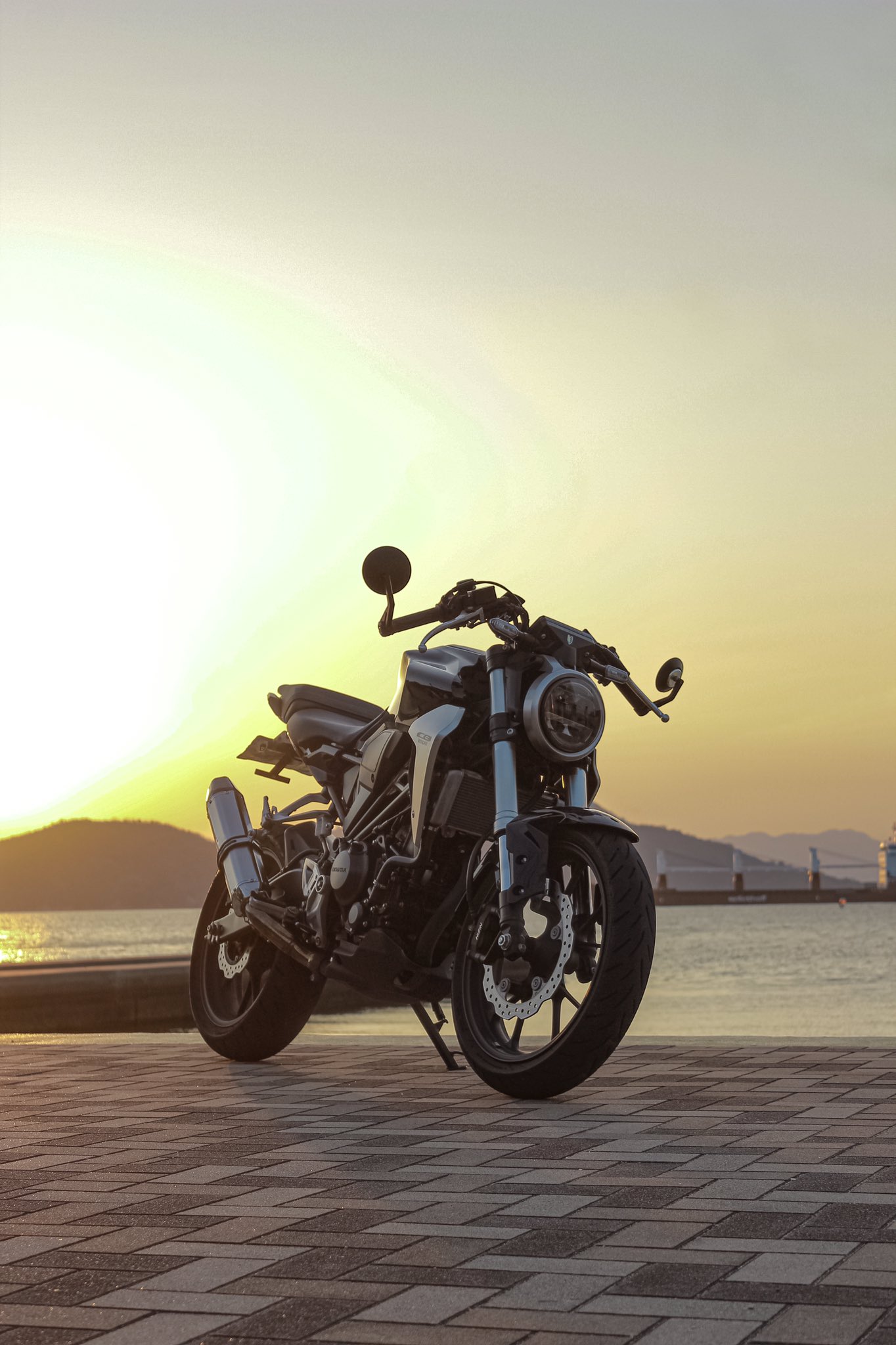 あつし この度歳をとったので 名前 あつし 性別 男 年齢 19 身長 173 住み 広島 愛車 Cb250r 足つき つま先 趣味 写真 ゲーム 釣り 一言 よろしくお願いします バイク乗りとして自己紹介 バイク男子 バイク乗りと繋がりたい Cb250r T Co