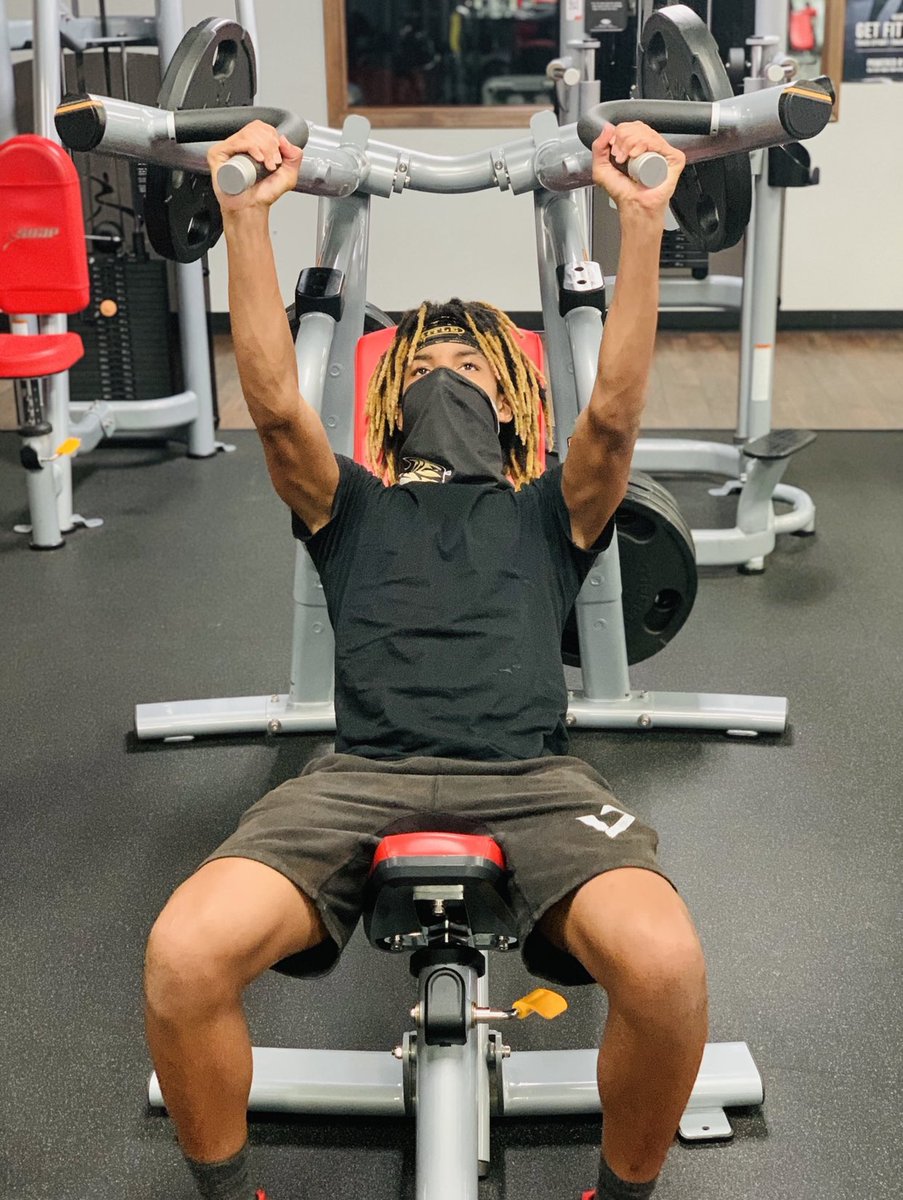 AveryRobJr_'s tweet photo. Watch what I turn into. Trust the process!
#AVJR #DBLAND https://t.co/E4RuyyzYNU
