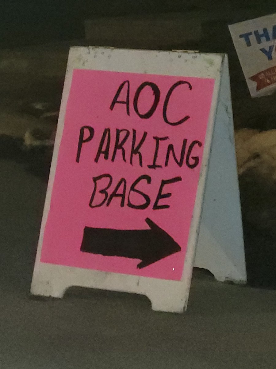 TOFilming_EM's tweet image. Filming Update!
#ActsOfCrime Basecamp is located at the Old Mill parking lot. The set will be near the area by shuttle. 💸🎥🎬

Thanks, @Pokedad453 for the information! 🙌