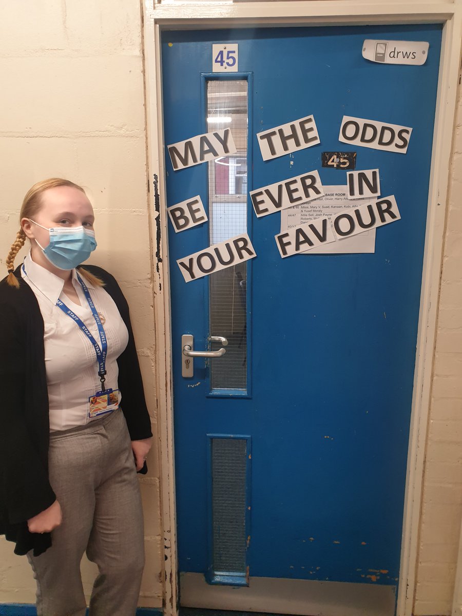 CathaysHigh_LST's tweet image. It's World Book Day in the LST Hub...We are reading Mort, Harry Potter, The Hungers Games &amp;amp; The Lion the Witch &amp;amp; the Wardrobe #WorldBookDay2021