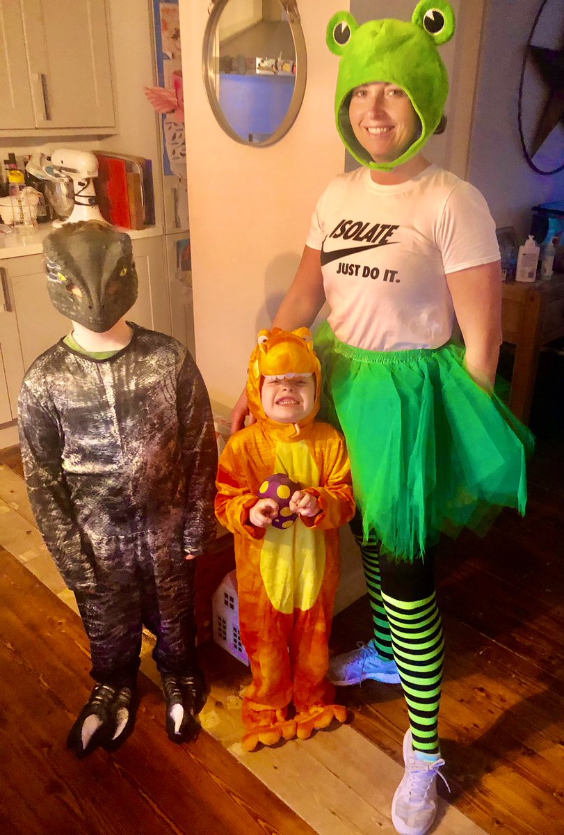 Happy World Book Day! 🌍 📚 
Last LIVE PE sessions today <a href="/glpns/">Green Lane Primary and Nursery School</a> can’t wait to see all the children’s costumes 💪🏻👏🏻😊🦖🦕🐸<a href="/WorldBookDayUK/">World Book Day UK 📚</a>