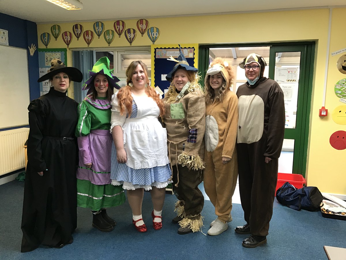 RNAFletcher's tweet photo. World Book Day 2021, Let’s go somewhere over the rainbow and follow the yellow brick road 🌈 https://t.co/iws9UWR3lN