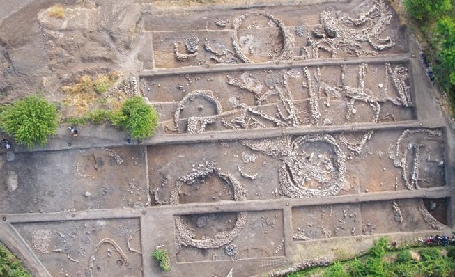 Documenta Praehistorica (@praehistorica) on Twitter photo Begging of the Neolithic in the upper Tigris basin. <a href="/praehistorica/">Documenta Praehistorica</a> Vol 47
By <a href="/necmikarul/">Necmi Karul</a> #neolithic
revije.ff.uni-lj.si/DocumentaPraeh… Begging of the Neolithic in the upper Tigris basin. <a href="/praehistorica/">Documenta Praehistorica</a> Vol 47
By <a href="/necmikarul/">Necmi Karul</a> #neolithic
revije.ff.uni-lj.si/DocumentaPraeh…