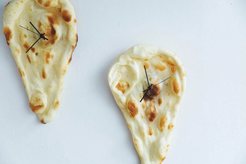 『ナン』を掛け時計にした『NAAAAN time』が発売！ダリの代表作、記憶の固執に着想した1点物の時計として話題！！