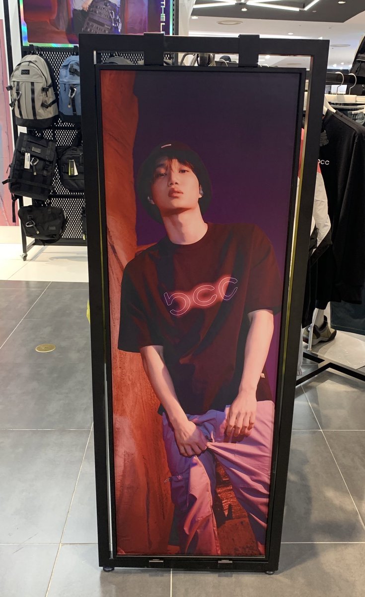 내가 찍은 사진           종인이가 보낸 사진 

????????????????????????