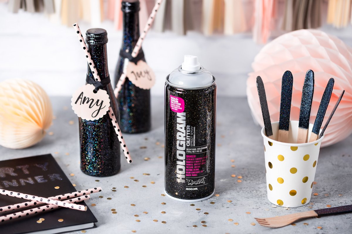Stempelplaats's tweet photo. De Hologram Effectspray van Montana is een van onze favorieten uit ons enorme nieuwe assortiment!

https://t.co/dWzzBhmPvD https://t.co/tALhQAFOfu