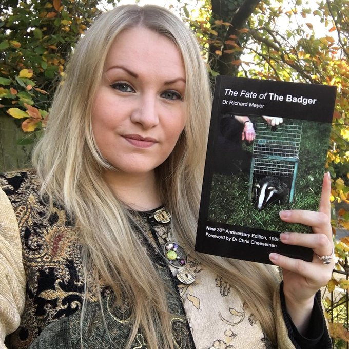 FateofTheBadger's tweet photo. The Fate of The Badger on #InternationalBookDay
"Its not hard to see why this read is often cited as *the* place to go to look back on the controversies surrounding Britain’s mistreatment of its countryside’s last truly wild large mammal"
https://t.co/Idg84uWDYU https://t.co/PgkP92WcvH
