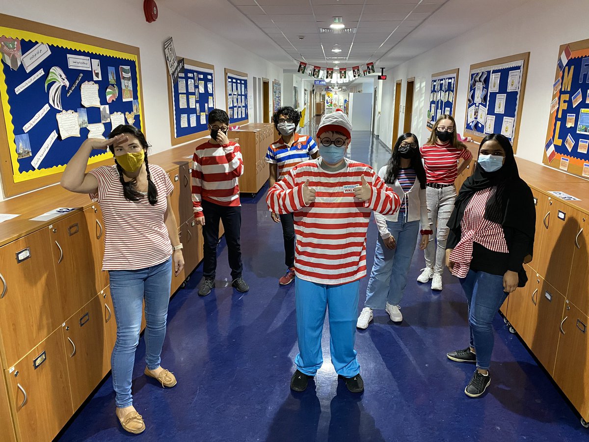 DBSJP_English's tweet photo. HAPPY WORLD BOOK DAY! 🌍📚 @DubaiBritishJP 🍎 @taaleemuae 🍎 #proudlytaaleem #beginsatdbsjp https://t.co/GXjTeiD7wt