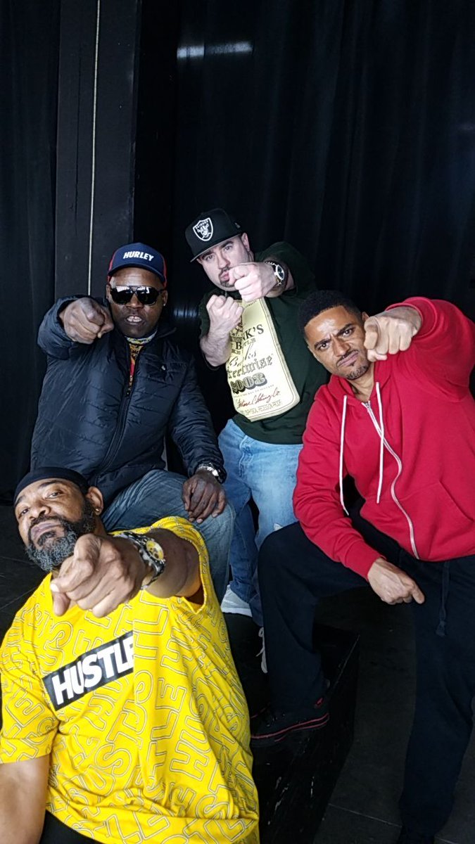 DitoolMi's tweet photo. Pics from TONIGHT at my video shoot for my new single "bumpin mic nif" ft tha #digigod @URG7
10th album is coming soon. "The rap game 818 edition"
Search Mic nif everywhere music is digitally downloaded
https://t.co/OAXQyCxo4k
#rap #hiphop #spotify #music #clout #youtube https://t.co/TnmPJlt9bk