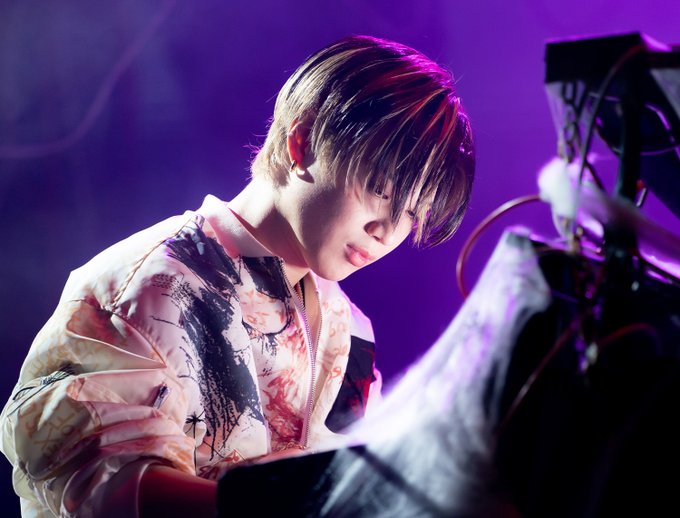 Shineeのtwitterイラスト検索結果 古い順