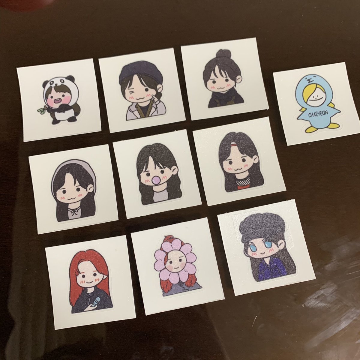 JJori_zz's tweet photo. #RT이벤 이채연 띠부
저의 그림 많이 좋아해주셔서 감사해요...!
팔로워분들 대상입니다!
사진처럼 총 2분 뽑아서 띠부 보내드릴겁니다!
당발 시기는 제 마음...🤍 https://t.co/GFPZ4lECY7