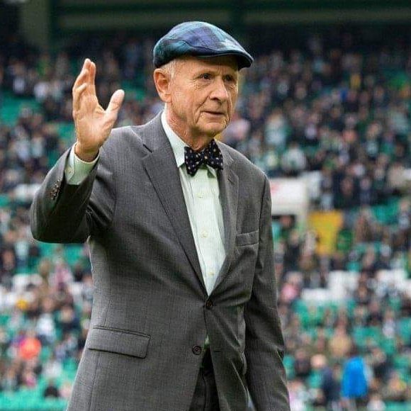 ForCelts's tweet photo. #CelticFC #Celtic #celtsforchange Happy takeover day, 27 years ago things changed, and our club was reborn, we were all connected in the same cause. Thank you Fergus and all the malcontents of 1993/94 https://t.co/sDrN2SNqM9