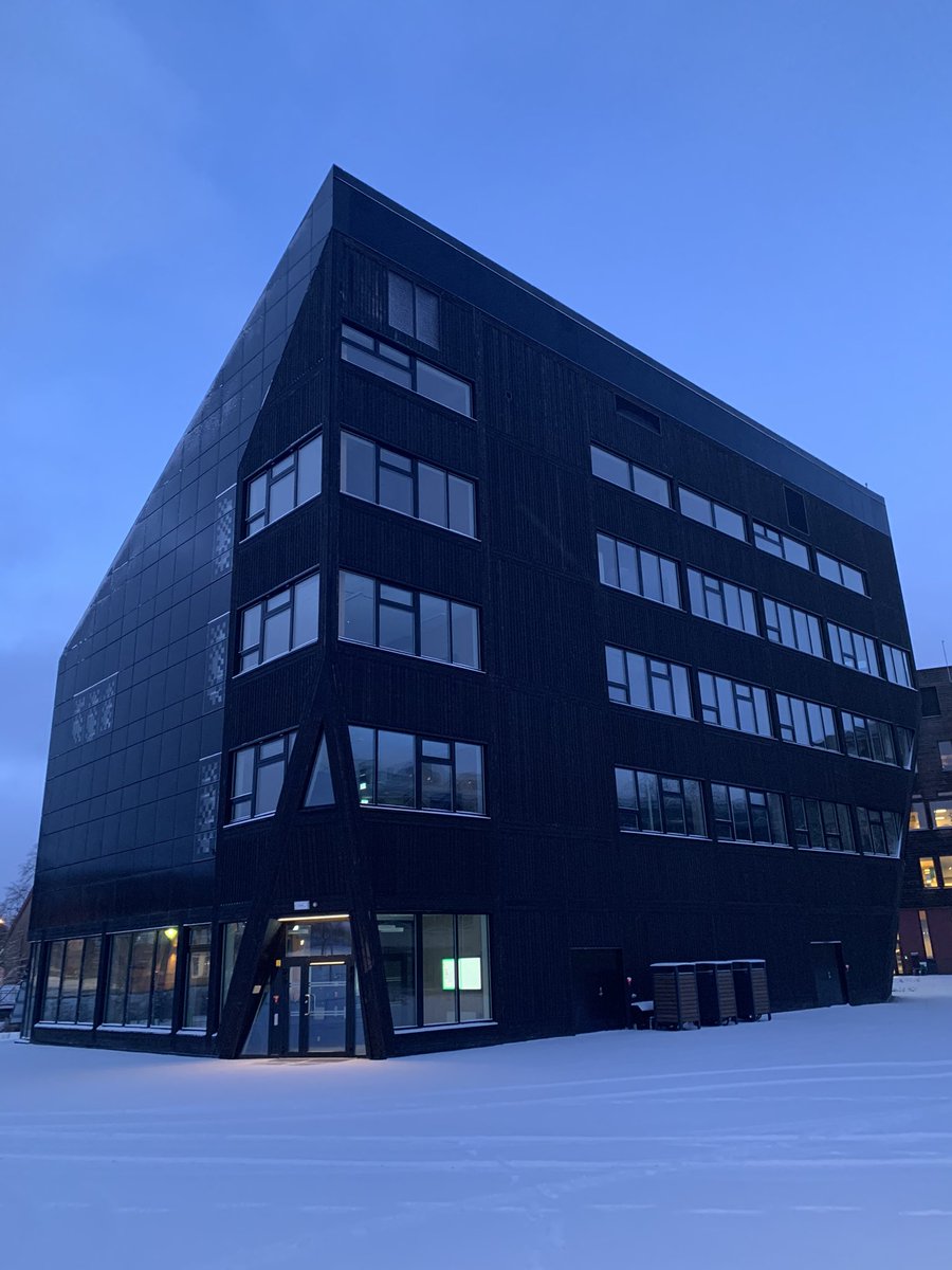 vithVikas's tweet photo. Det flotte nullutslippsbygget(ZEB) blir offisielt åpnet av @Henrikasheim  idag. ZEB er et viktig skritt videre mot grønt skifte i Bygg og Anlegg bransjen som er ansvarlig for 30-40% energibruken og klimagassutslipp! Gratulerer @NTNU @SINTEF @EnovaSF @forskningsradet @Olav_Bolland https://t.co/jwttR1np3i