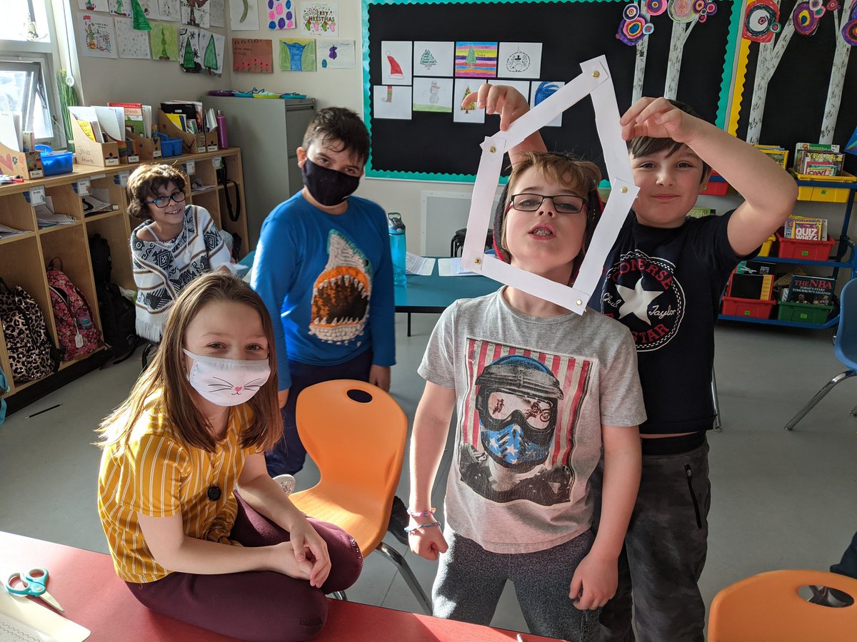 MsBarringtonCG's tweet photo. Using brass fasteners to experiment with ways that we can make structures stronger @ChristinaGFMPSD @FMPSD #iteachthird #scienceisfun #buildingandtesting #grade3istheplacetobe https://t.co/1vFyS3Eqh0