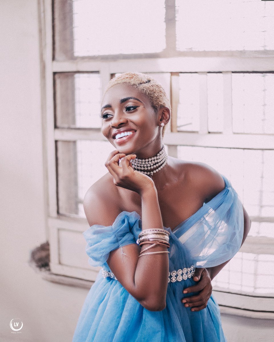 She's the 
Universe 
In a poem 💡
===========

instagram.com/p/CL9ui51jr5U/…

#enuguphotographer #photographer #photooftg #loxyvisuals