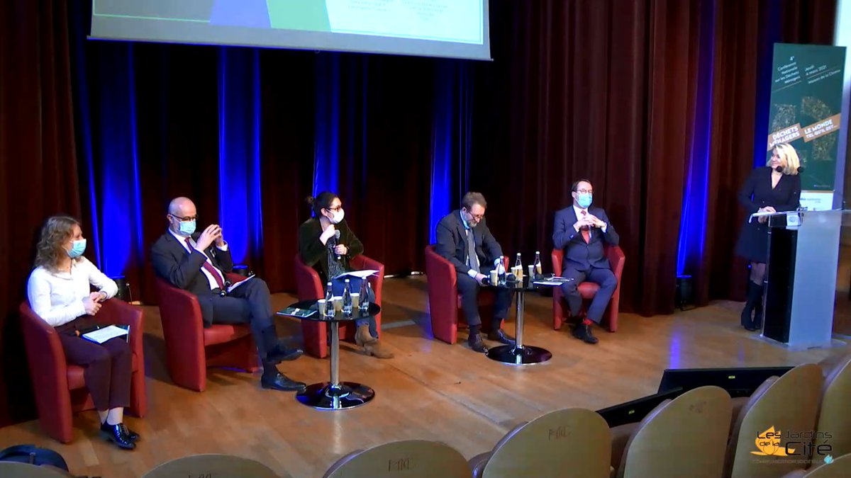 "Un objectif essentiel de court terme sur lequel l’ensemble des parties prenantes doivent se mobiliser : terminer l’extension des consignes de tri pour tous les Français, pour simplifier le geste de tri et le rendre plus intuitif, automatique" <a href="/annsophielouvel/">Anne-Sophie Louvel</a> #ConfDechet2021