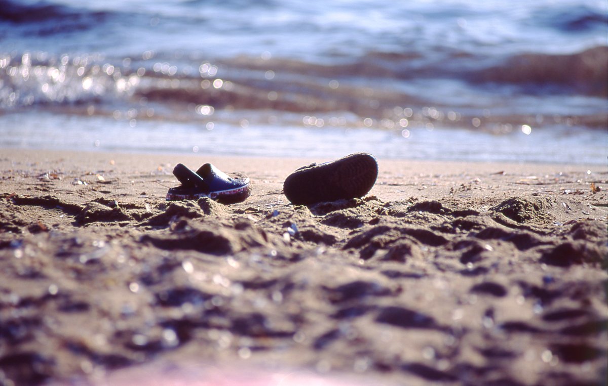 Beach sandals 
#film #agfactprecisa #agfa #slidefilm #minolta #dynax7