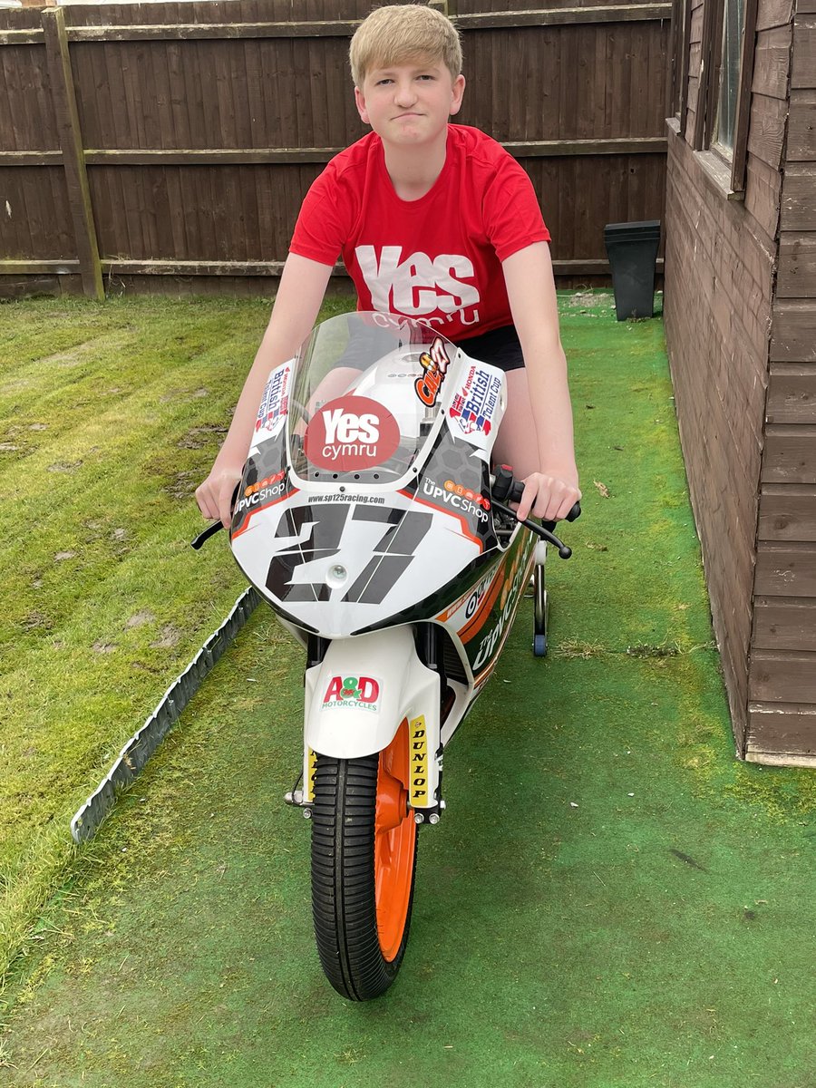 Calum is very proud to announce <a href="/YesCymru/">YesCymru</a> have agreed to support him in the 2021 BSB season
Thanks to Adam Balchder and the Yes Cymru team for having faith in this young Welsh 
Fingers crossed the season starts in May and Calum can do Wales proud....
#CAL27 🏴󠁧󠁢󠁷󠁬󠁳󠁿