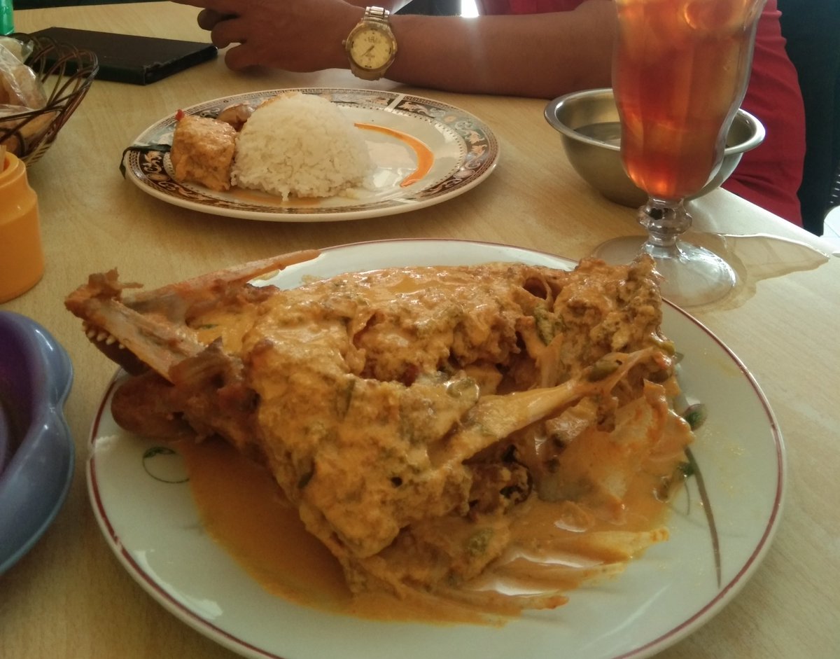 Defrian79524401's tweet image. Makan ikan dulu buk @susipudjiastuti ...😋😋