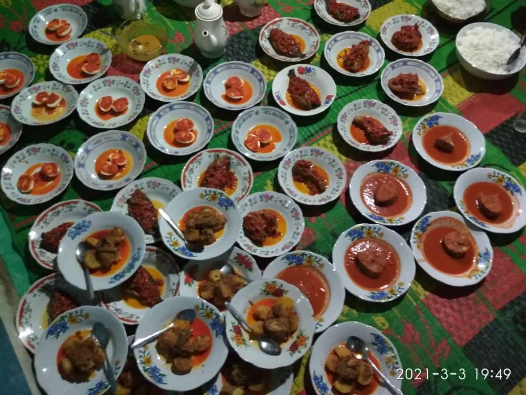 marzulveriDTP's tweet photo. Beginilah penampakan makanan dalam acara menujuh hari dikampung kami @CupakUsali @Infokobar_ https://t.co/NjtcWwKacr