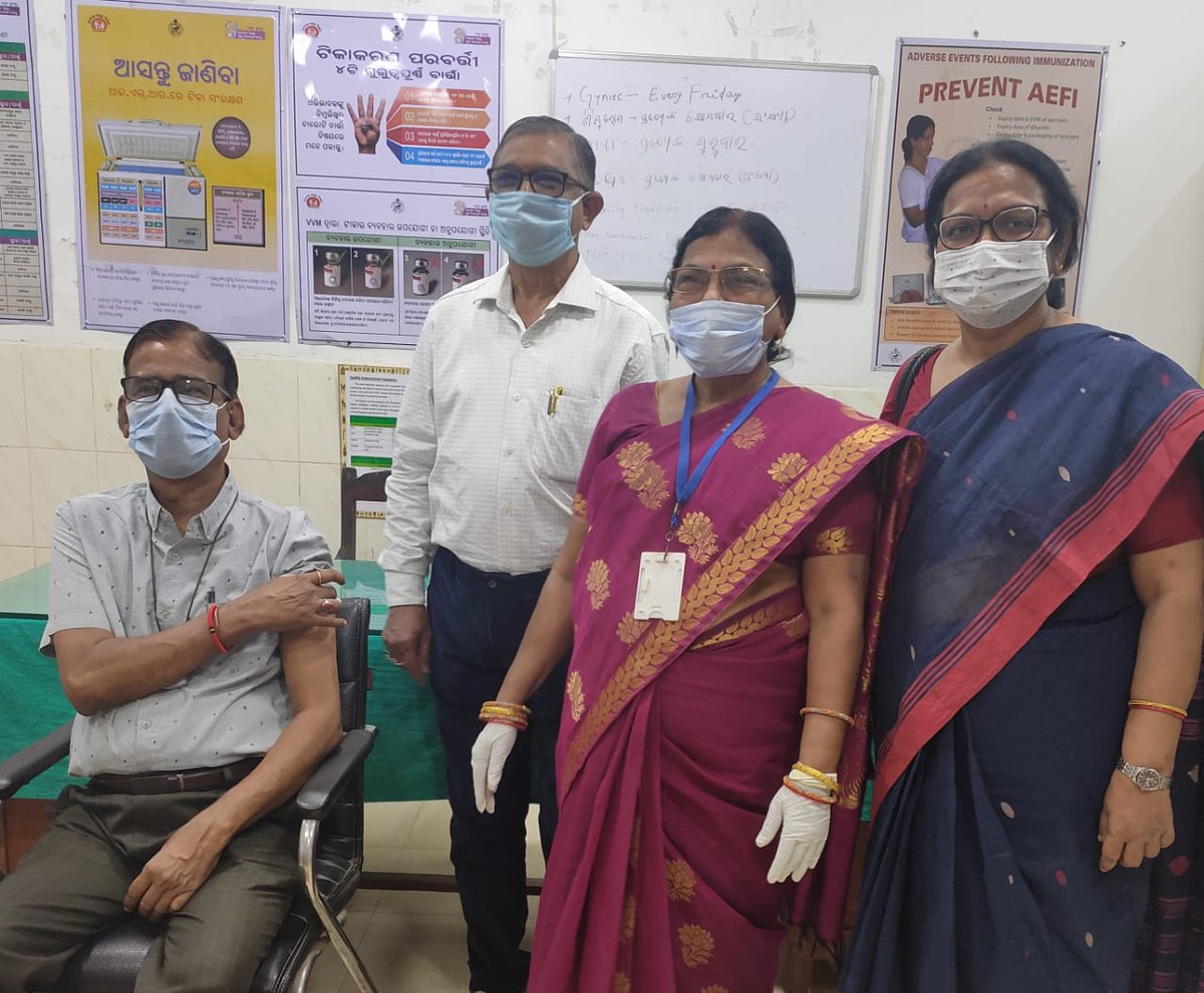 Odisha State Food Commission (@sfc_odisha) on Twitter photo The Esteemed Member of Odisha State Food Commission Shri D.N.Padhi took COVAXIN today at Unit 4 Hospital, BBSR in the presence of Dr CVSN Rao,ADUPHO & Dr S Sundaray,ADPHO TB BBSR, Administered by Smt Sabitri Dash, LHV.
<a href="/CMO_Odisha/">CMO Odisha</a> <a href="/HFWOdisha/">H & FW Dept Odisha</a> <a href="/SecyChief/">ChiefSecyOdisha</a> <a href="/Food_Odisha/">FoodOdisha</a> The Esteemed Member of Odisha State Food Commission Shri D.N.Padhi took COVAXIN today at Unit 4 Hospital, BBSR in the presence of Dr CVSN Rao,ADUPHO & Dr S Sundaray,ADPHO TB BBSR, Administered by Smt Sabitri Dash, LHV.
<a href="/CMO_Odisha/">CMO Odisha</a> <a href="/HFWOdisha/">H & FW Dept Odisha</a> <a href="/SecyChief/">ChiefSecyOdisha</a> <a href="/Food_Odisha/">FoodOdisha</a>