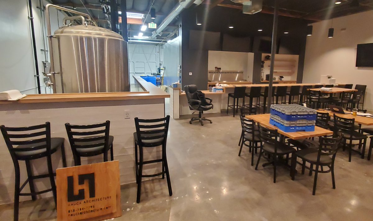 hauckarch's tweet photo. Before they were famous @DuelingDucksBrewing a few weeks before they opened.

#BreweryDesign #AnaheimCraftBeer #DrinkLocal #SupportIndependentCraftBeer https://t.co/mDzFroPjM7