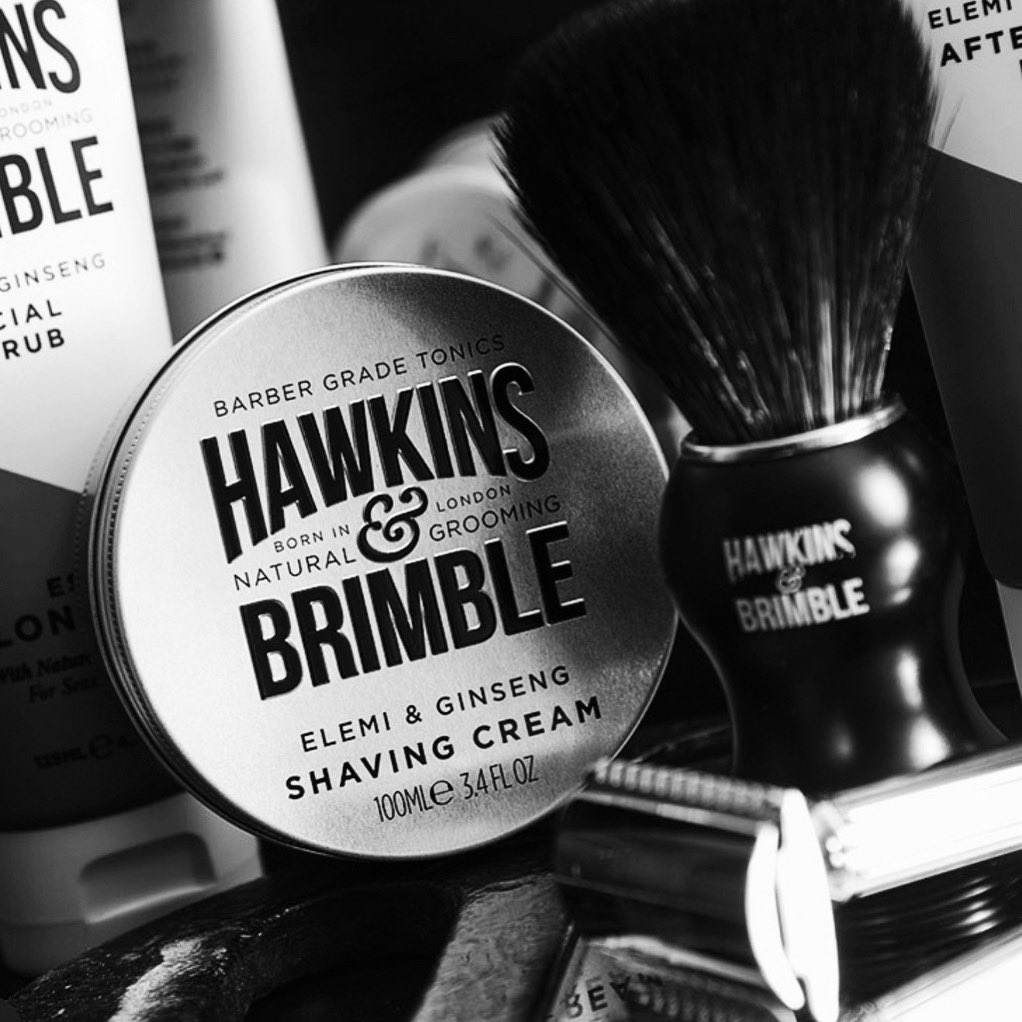 Clean cut and getting things done✔️
.
#ShavingCream #ShavingBrush #HawkinsAndBrimblegr #GiaKatheTypo #MenWhoShave #ShavingProducts #CleanCut #MenProducts #Barber #OneBeautygr