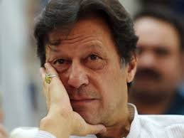 DefenceExpert's tweet photo. Pakistan's @ImranKhanPTI will face a #VoteOfConfidence from Parliament after suffering defeat on a Senate key seat. It takes a courage to take such a bold step at such a critical juncture. But this is the right thing to do.@PakPMO https://t.co/39OR9U7ec7