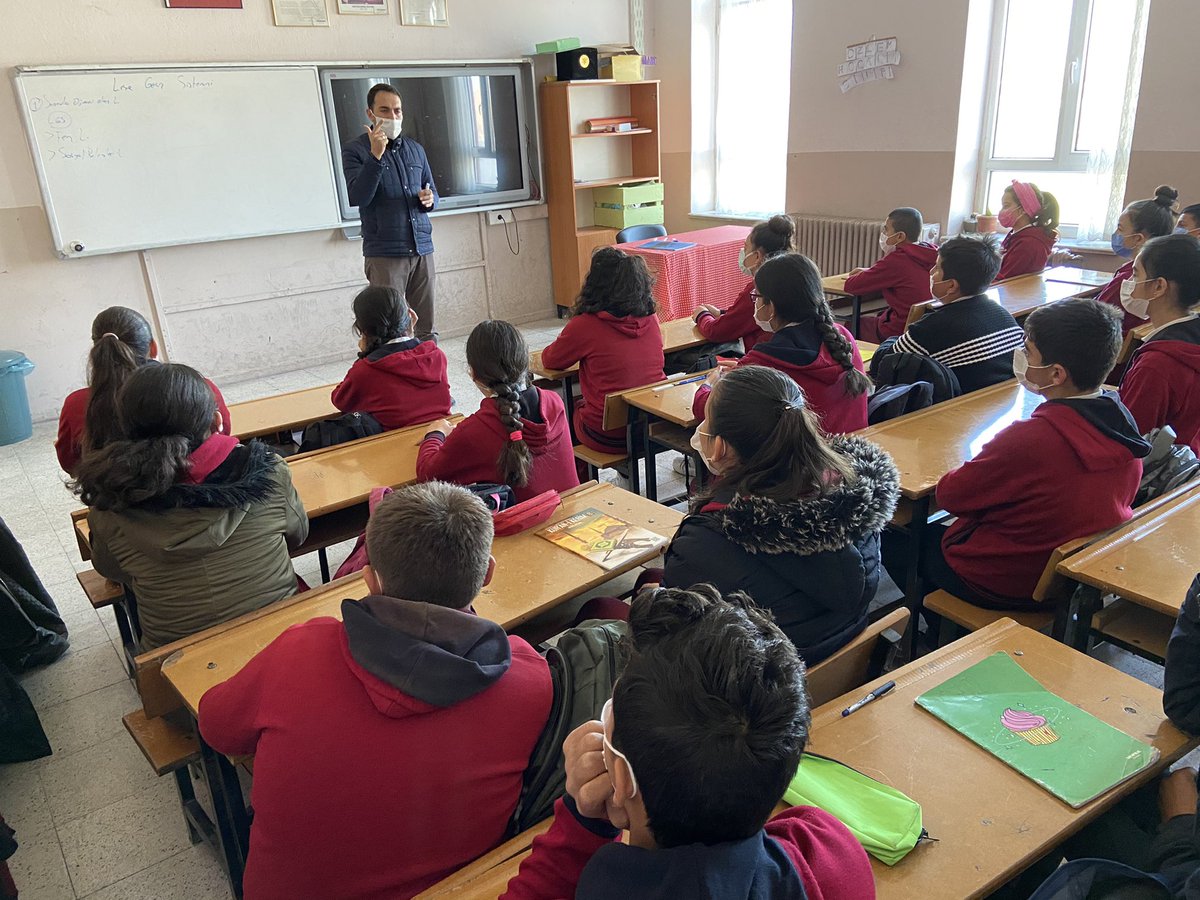 LGS SINAV BİLGİLENDİRMESİ İÇİN OKULUMUZA MİSAFİR OLAN REHBERLİK ÖĞRETMENİ FATİH DEVECİOĞLU’NA TEŞEKKÜR EDERİZ.