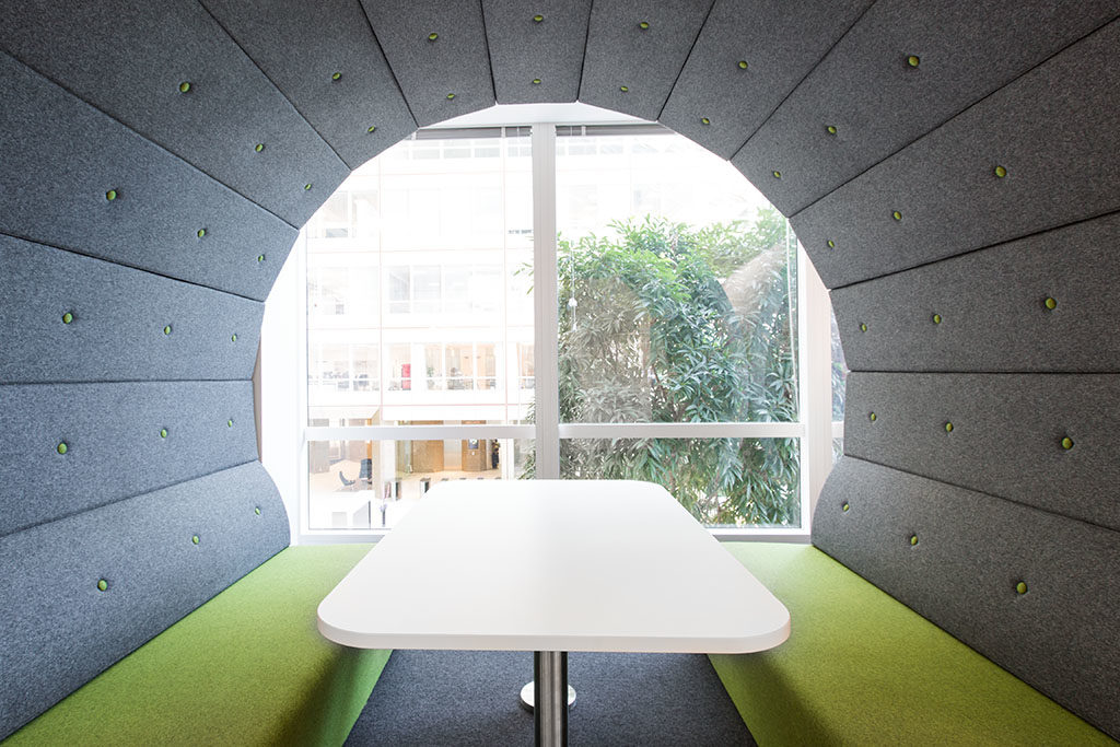 mrfdesigns's tweet photo. It's #throwbackthursday and this week we’re taking a look back at these amazing arch-shaped booths manufactured for @ThirdWay_do    - Zopa HQ. https://t.co/Fu5U6F1yJL 

#workplace #design #interiors #commercialdesign #contractfurniture #bespoke #booths #office https://t.co/FFfVrPbMJh
