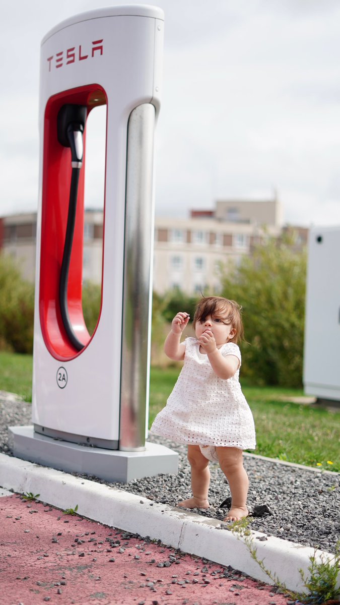 alldadstalk's tweet photo. I stumbled across this little gem the other day and thought: this would never work in a #petrol station ⛽️
@Tesla #cleanpower #goelectric @elonmusk London, UK https://t.co/nai0YvCGwQ
