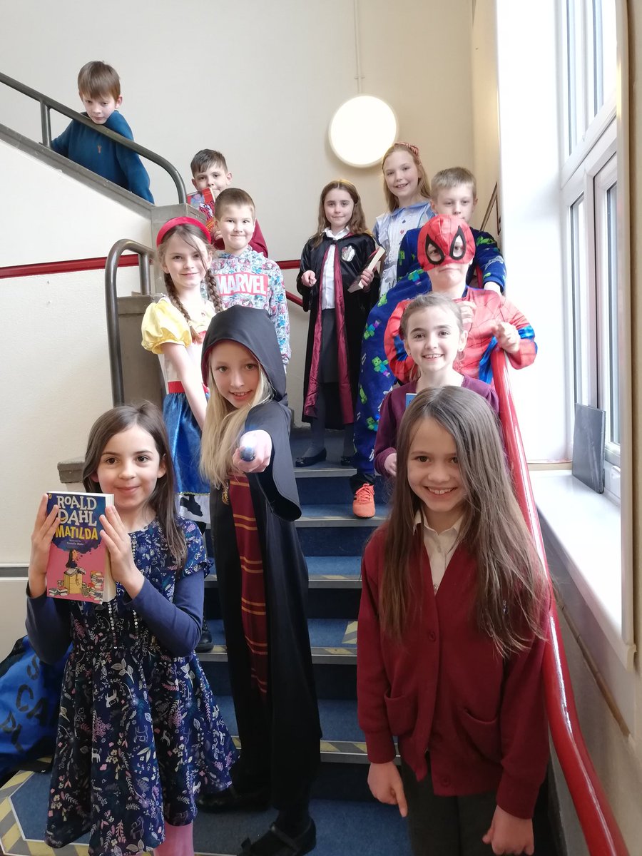 CarrJuniorYork's tweet photo. #CarrYear4 Some great costumes for World Book Day 2021! #WorldBookDay2021 #carrstars #makingmemories https://t.co/9ZCNnKZOHs