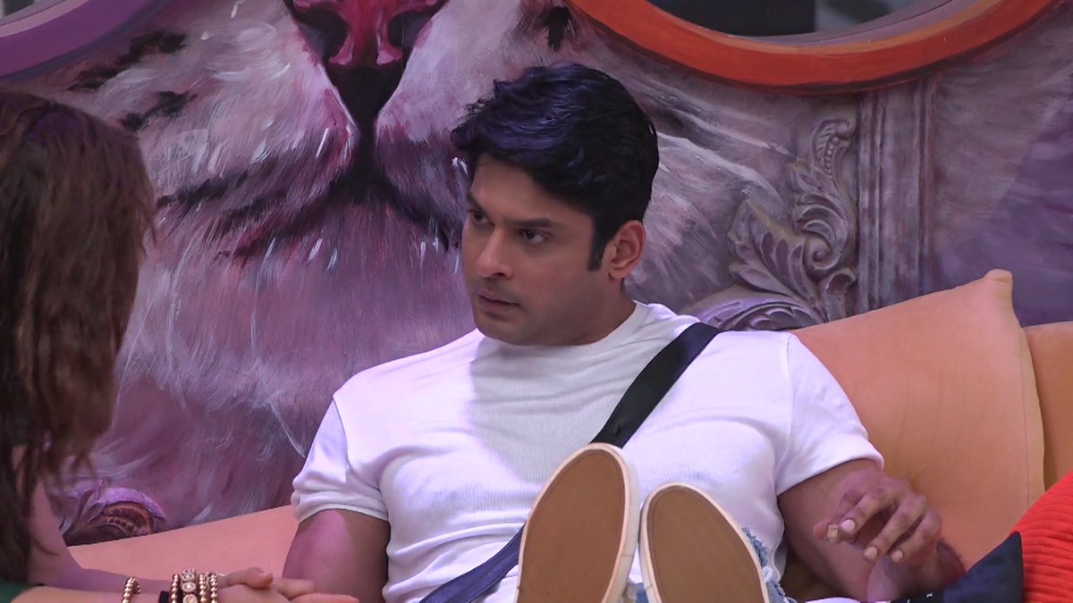 SidNaazCaps's tweet photo. 🤍💙 @sidharth_shukla @ishehnaaz_gill https://t.co/UWp3fq249A