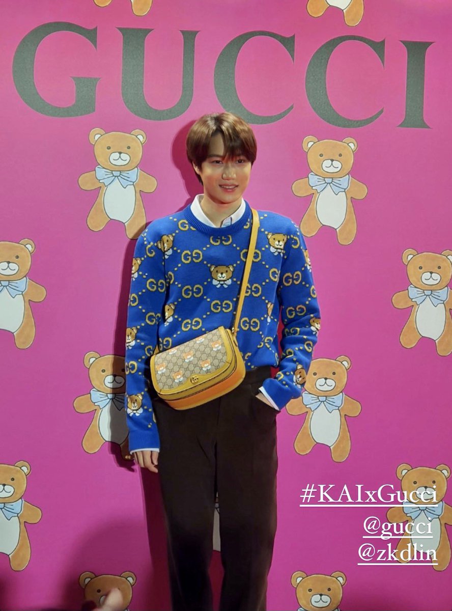 ☆ 𝗗 on Twitter: "sold out knit sweater, kai's favourite 👋 #KAIxGUCCI #KAIxGucciTimr https://t.co/Ao6JcqqeG9" / Twitter
