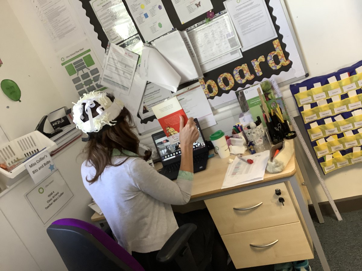olive__preston's tweet photo. Year 4s looking fabulous in their outfits at home and in school for #WorldBookDay #Year4 #RemoteLearning #SimultaneousTeaching #CharacterDescriptions #LoveReading #LoveBooks #Inspired #Ambition #WeAreSTAR https://t.co/KqGgbxVxQ2