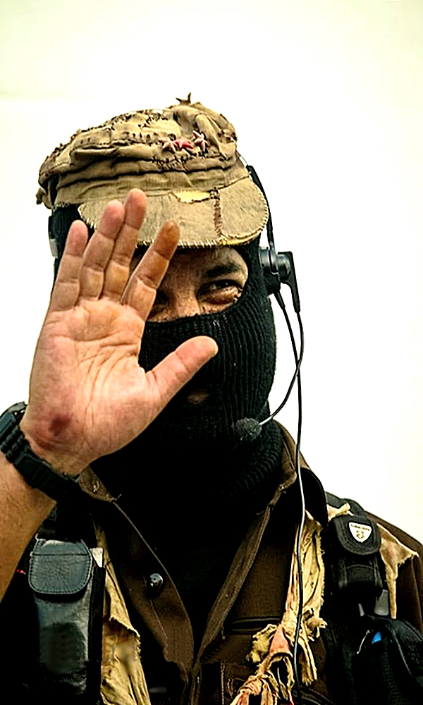 ZapatistaOrg's tweet image. Ni estoy ni he estado enfermo,
ni estoy ni he estado muerto"