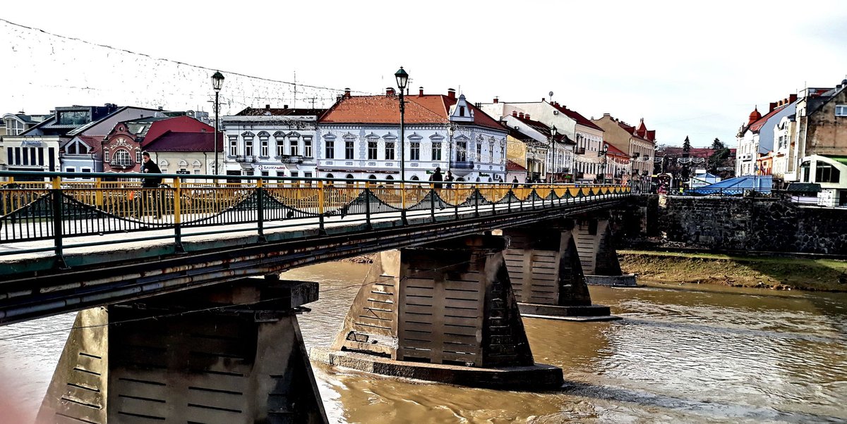 Look_my_trips's tweet photo. Интересное: Каменный мост. (Украина, Закарпатская область, Ужгород) https://t.co/nPWGz87X48 https://t.co/gGNC819fAs