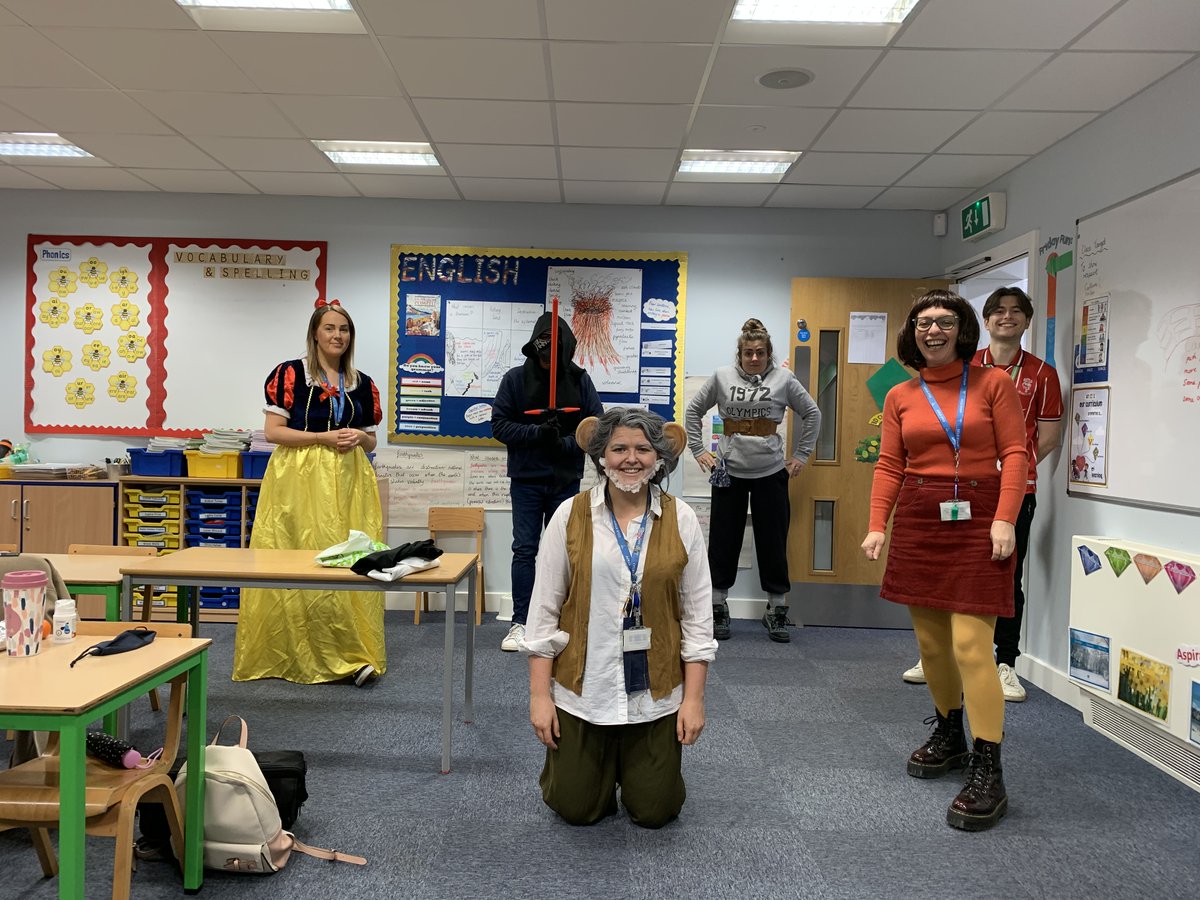 candleby's tweet photo. World Book Day 2021 #fun #creativity #favouritebookcharacter #lovereading @HubFlying @OpenUni_RfP @FlyingHighTrust @_Reading_Rocks_ @candleby #CCLSFamily https://t.co/mTylFc02BX